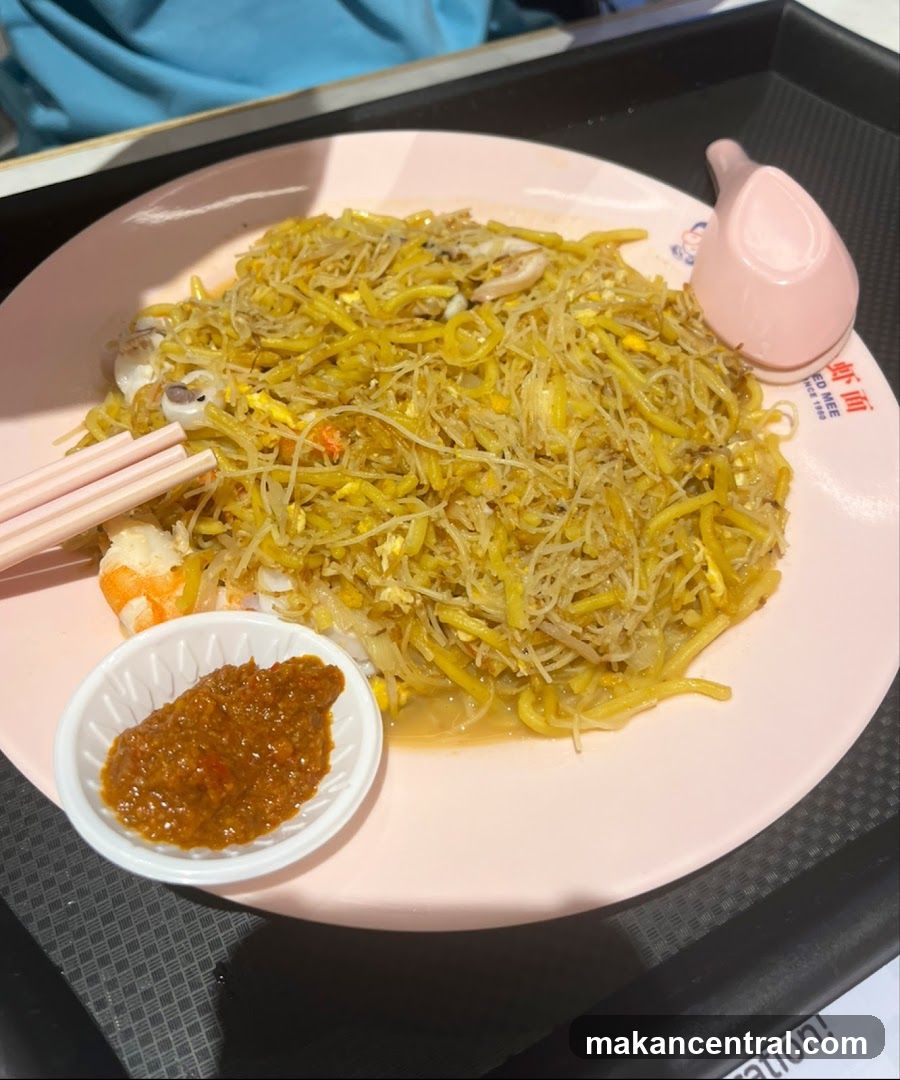 Fried Noodles with Shrimp and Squid
