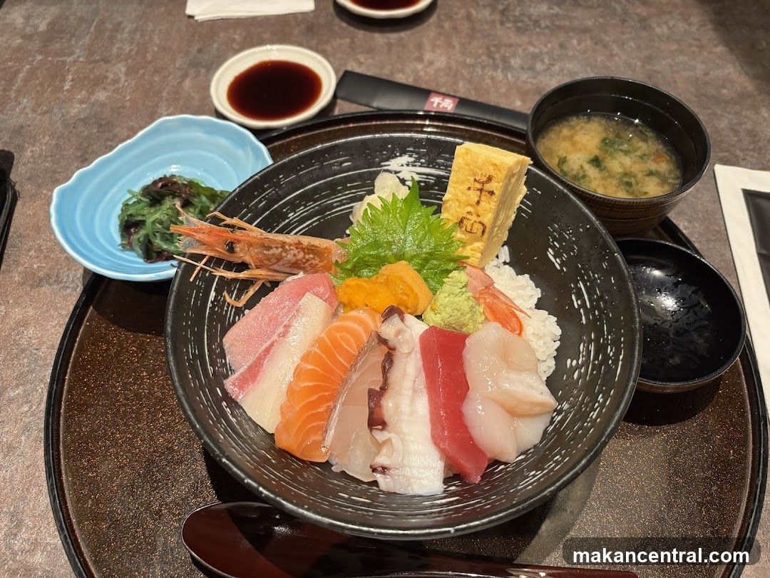 Sashimi Rice Bowl