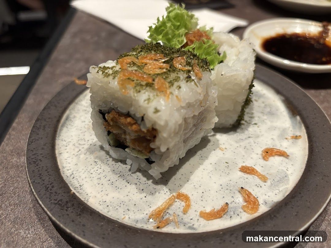 Sushi Rolls with Dried Shrimp and Lettuce