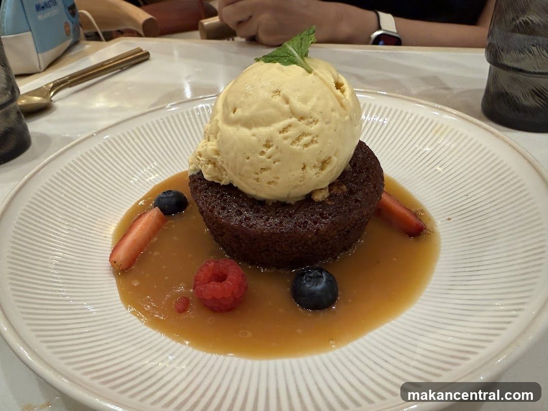 Dessert with Ice Cream and Berries
