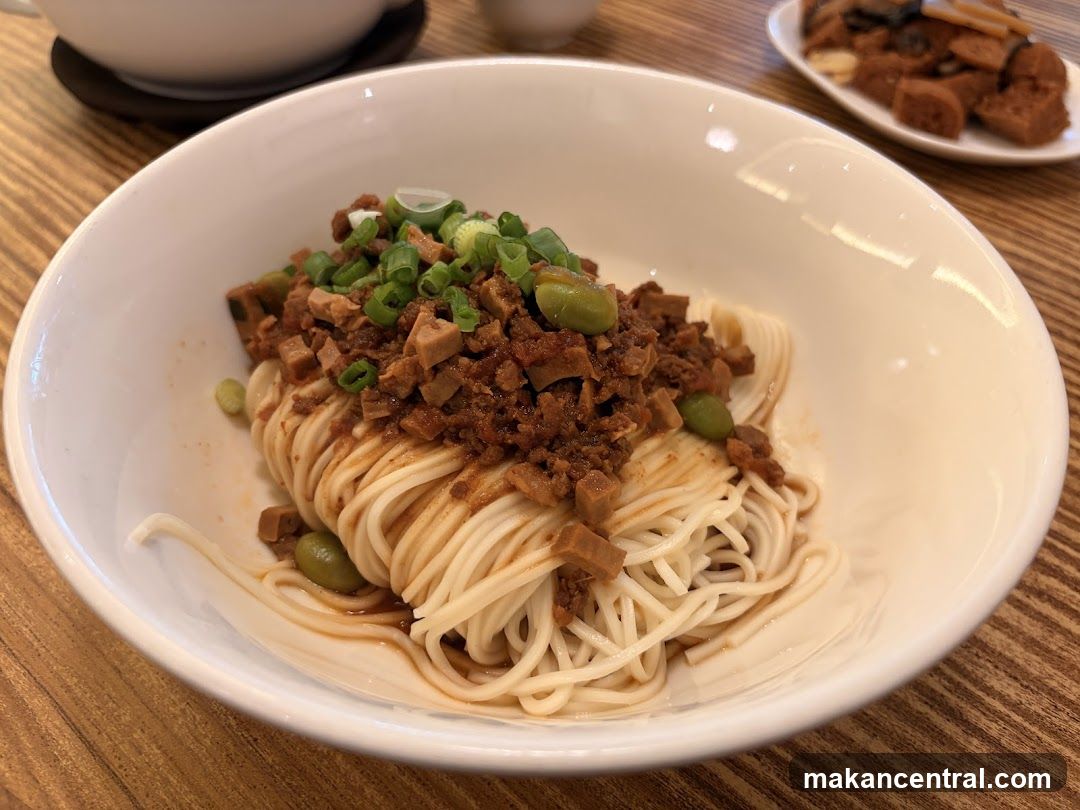 Noodles with Toppings