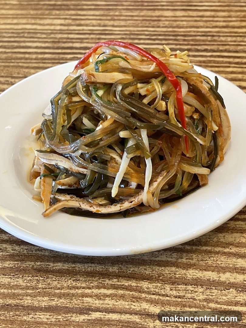 Salad with Noodles and Vegetables