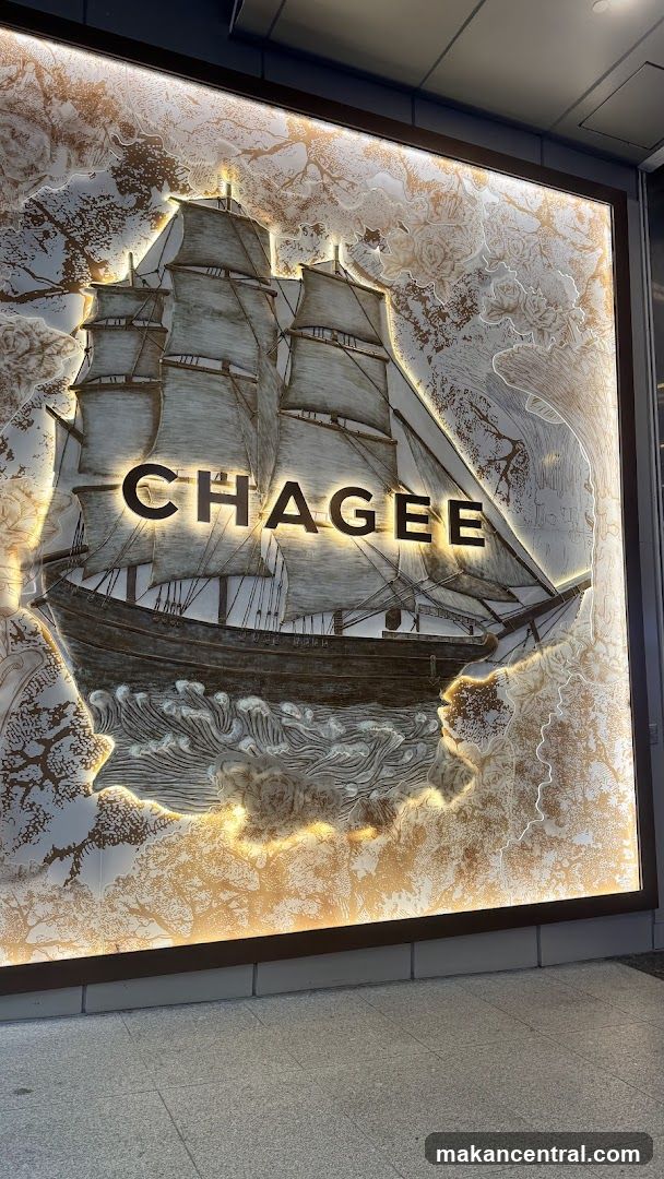 Chagee Storefront Art