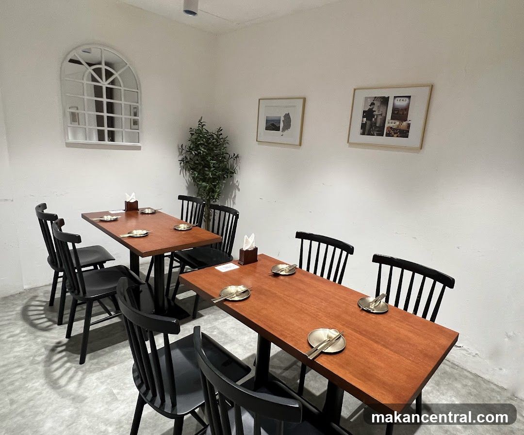Restaurant Dining Area
