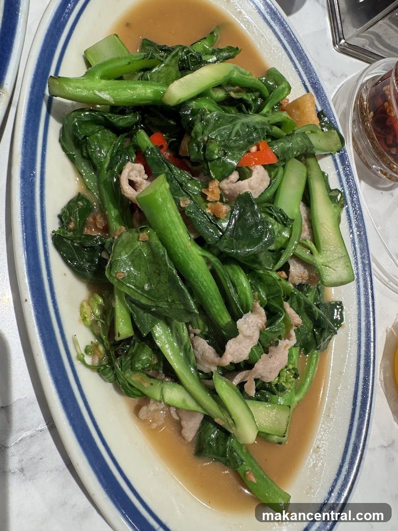 Stir-fried Chinese Broccoli with Pork