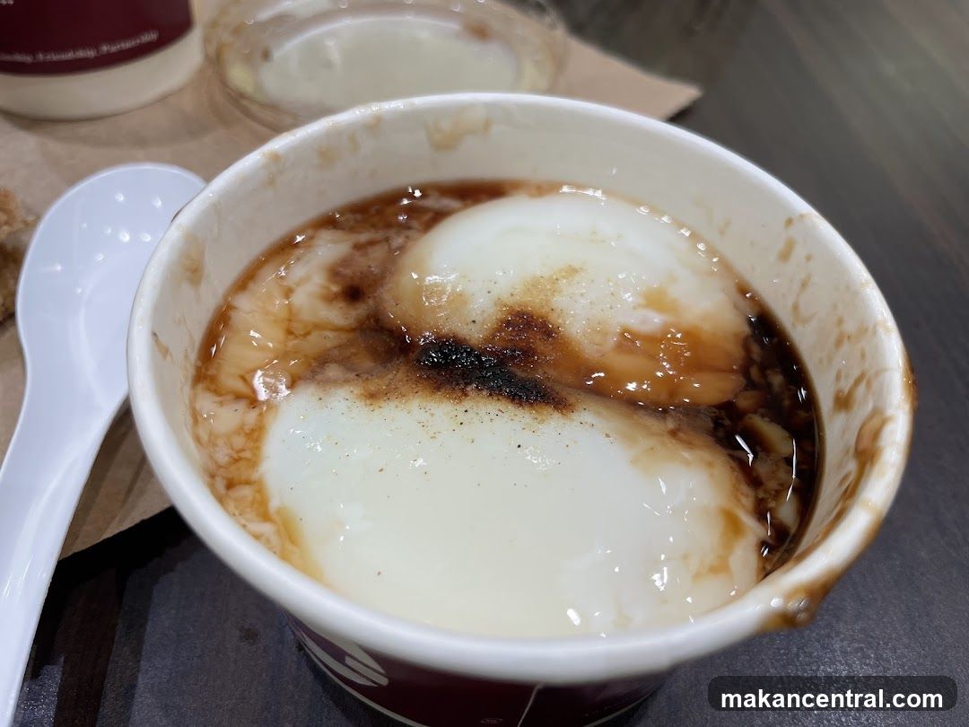 Soft-boiled eggs with sauce