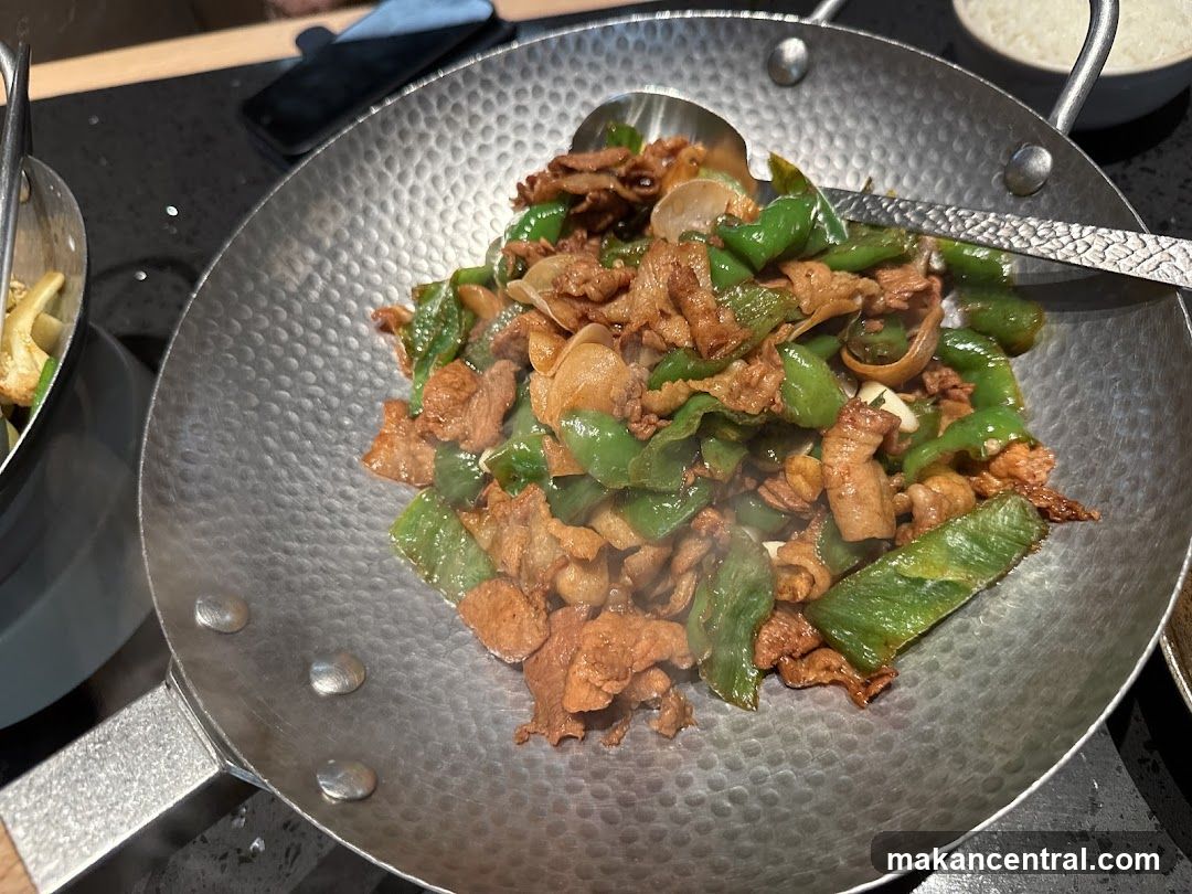 Stir-fried Pork and Peppers