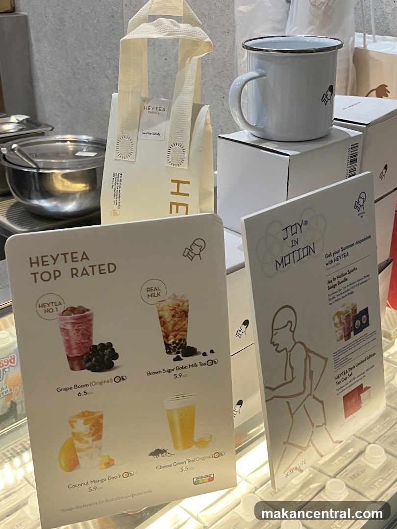 HEYTEA Menu Display