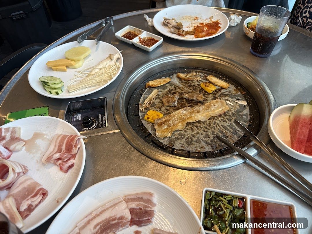Grill Table