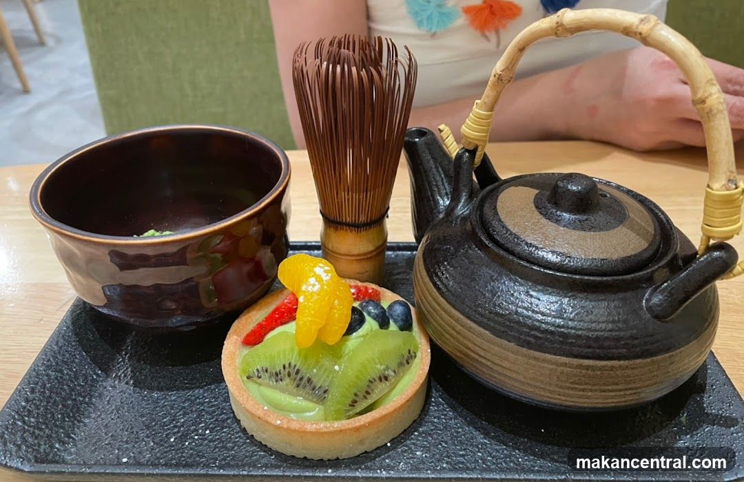Matcha Tart and Tea Set