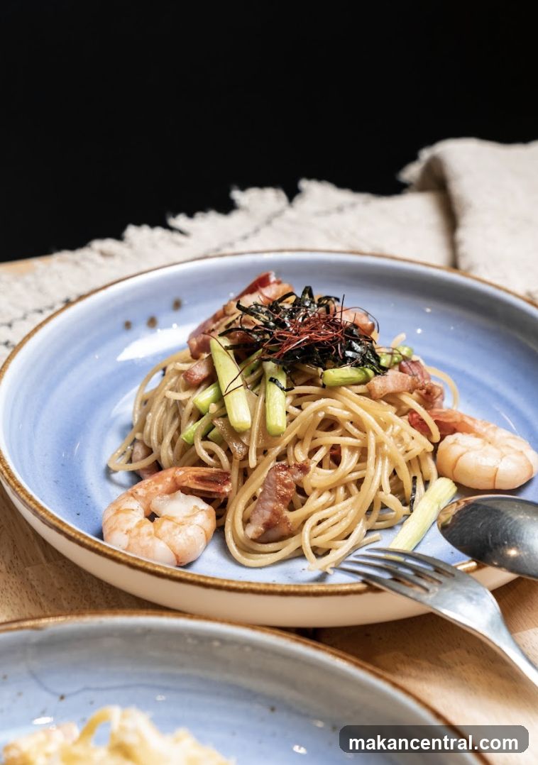 Spaghetti with Shrimp and Bacon