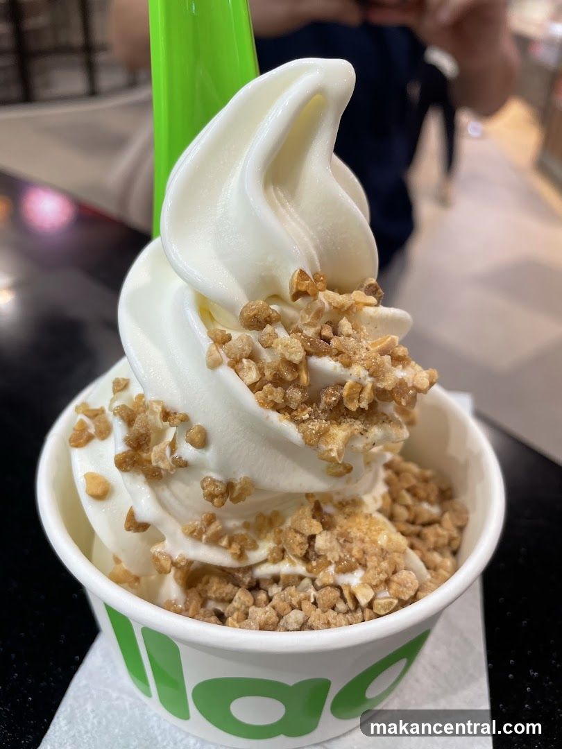 Frozen Yogurt with Toppings