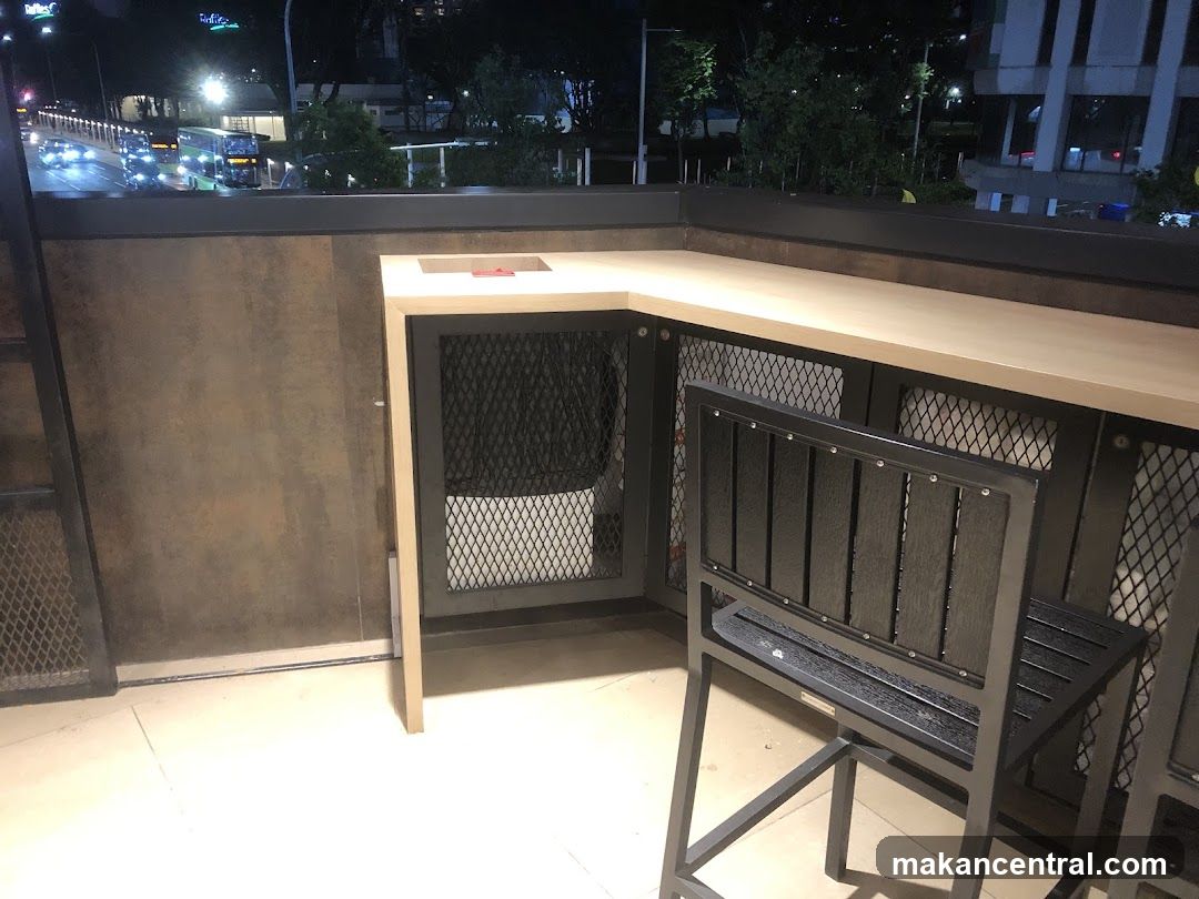 Outdoor Bar Area