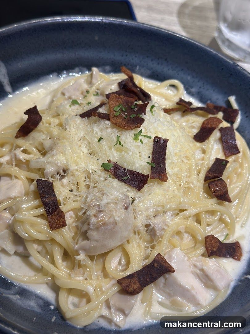 Spaghetti Carbonara with Bacon
