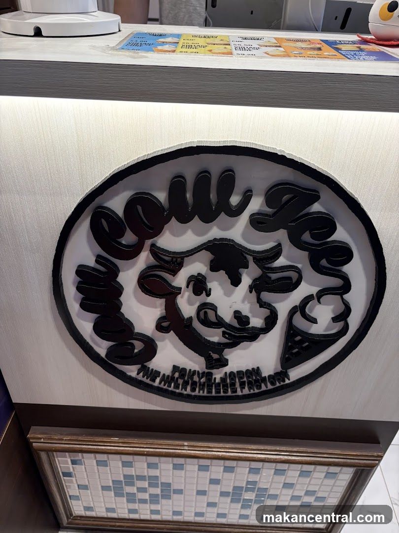 Cow Cow Ice Cream Logo