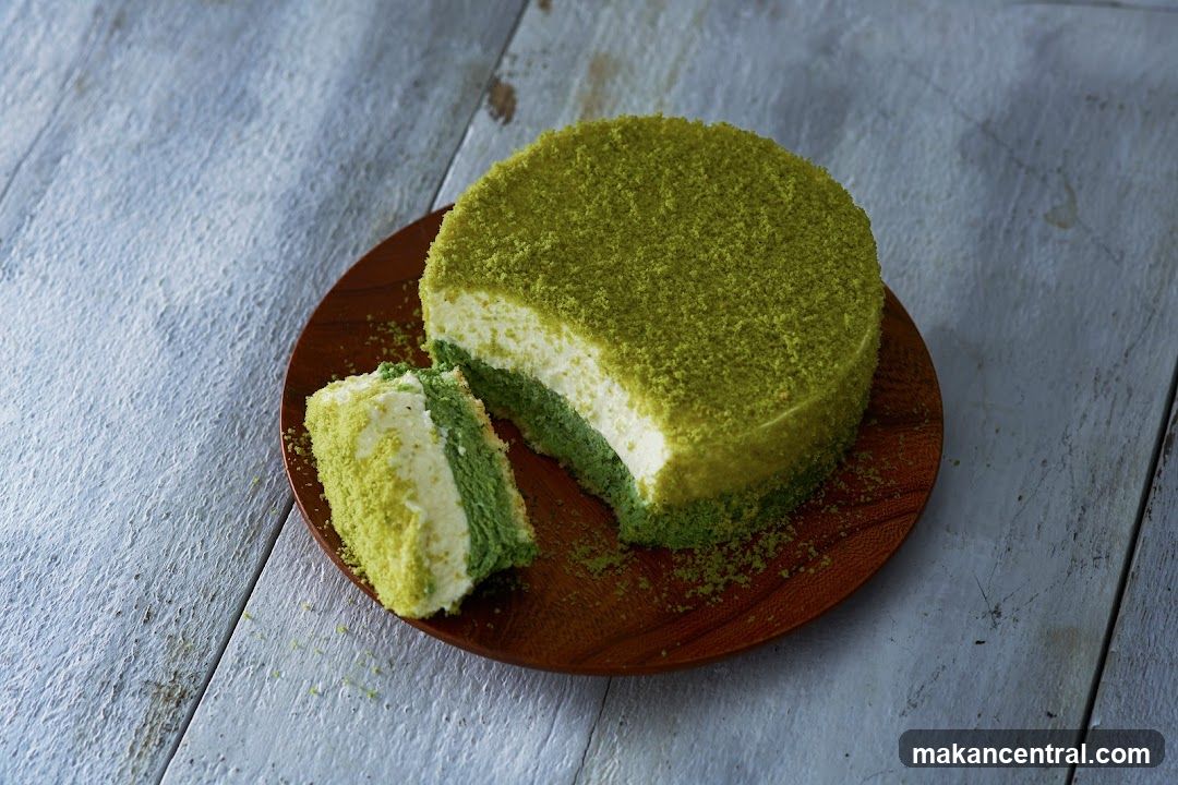 Matcha Cake Slice