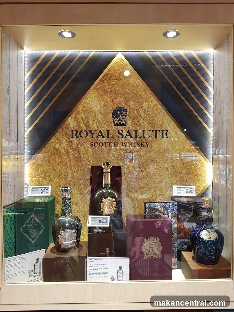 Royal Salute Scotch Whisky Display