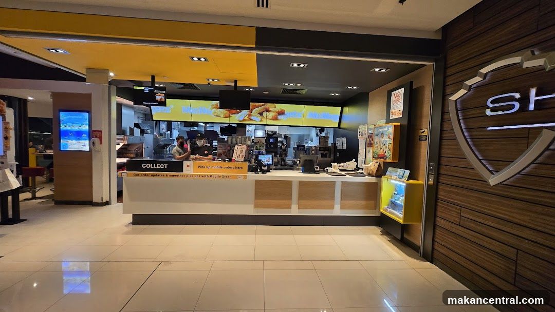 Fast Food Restaurant Counter