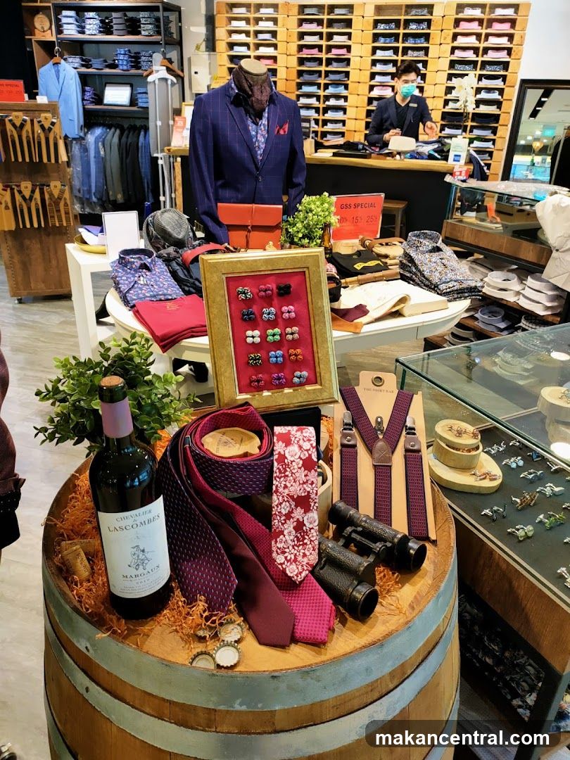 Men's Accessories Display
