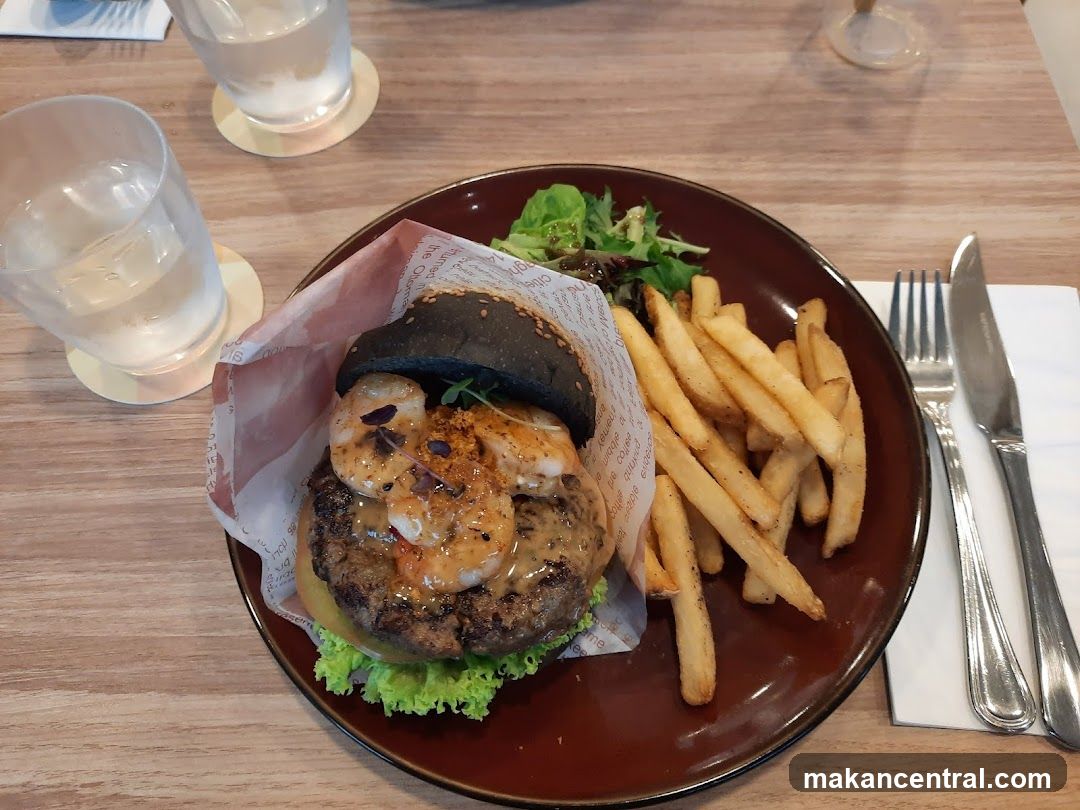 Burger with Fries