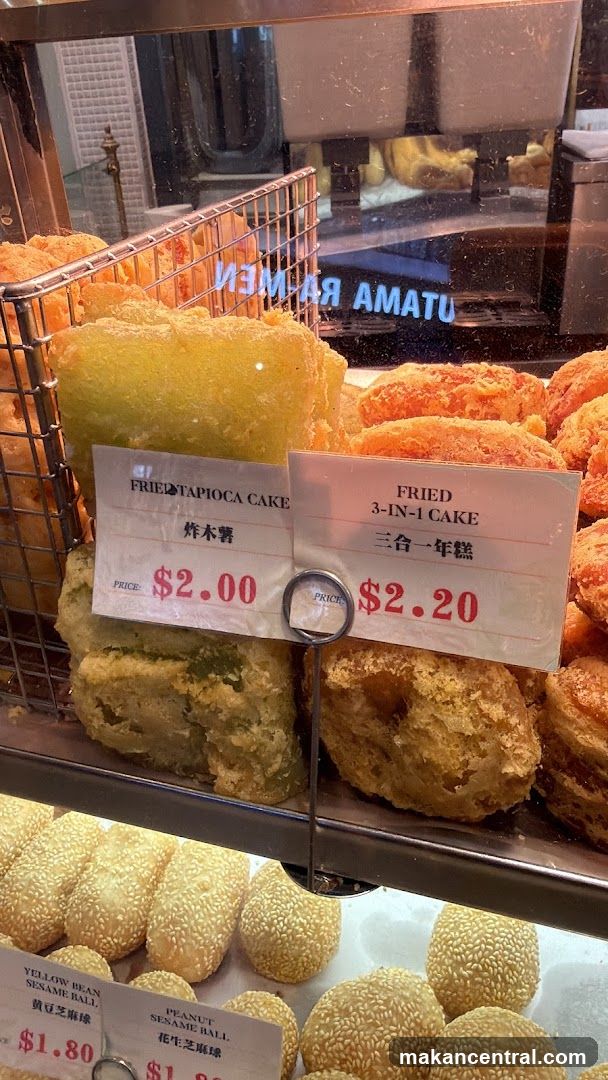 Fried Cakes and Sesame Balls