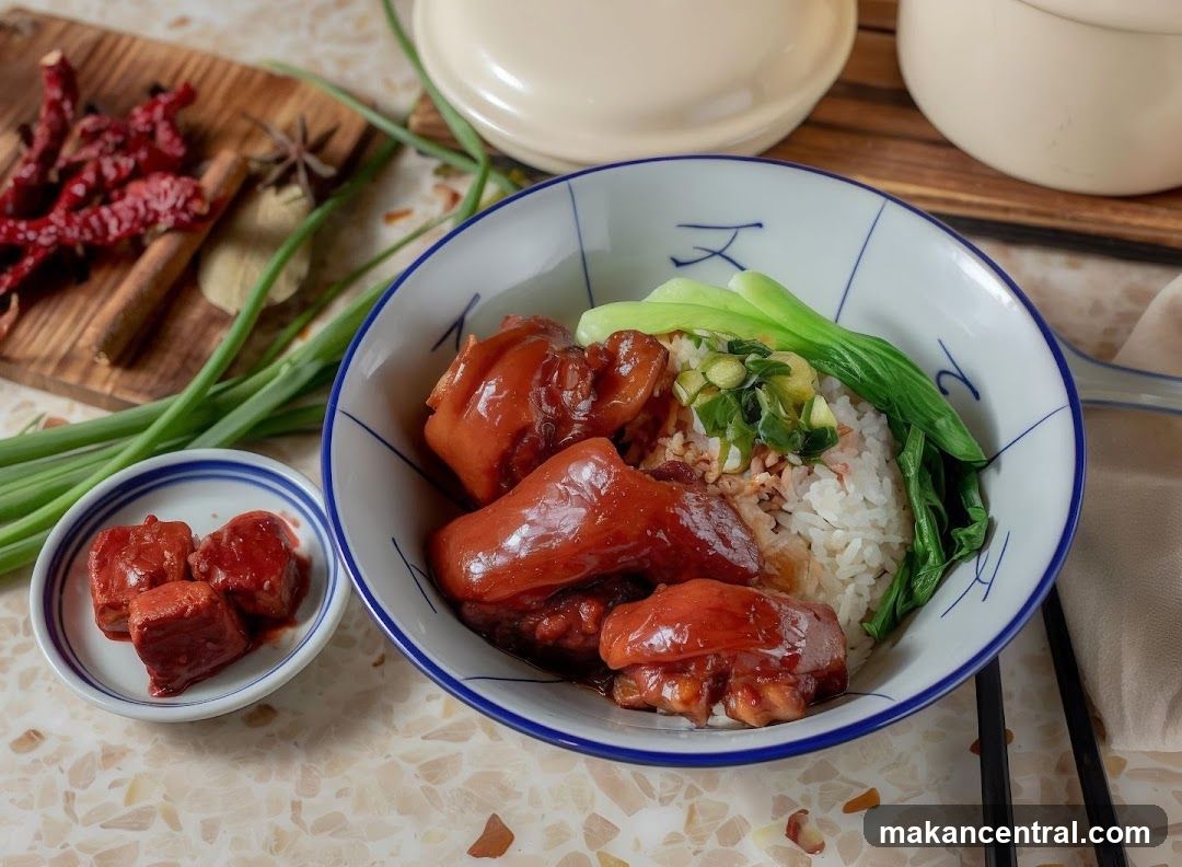 Braised Pork Knuckles with Rice