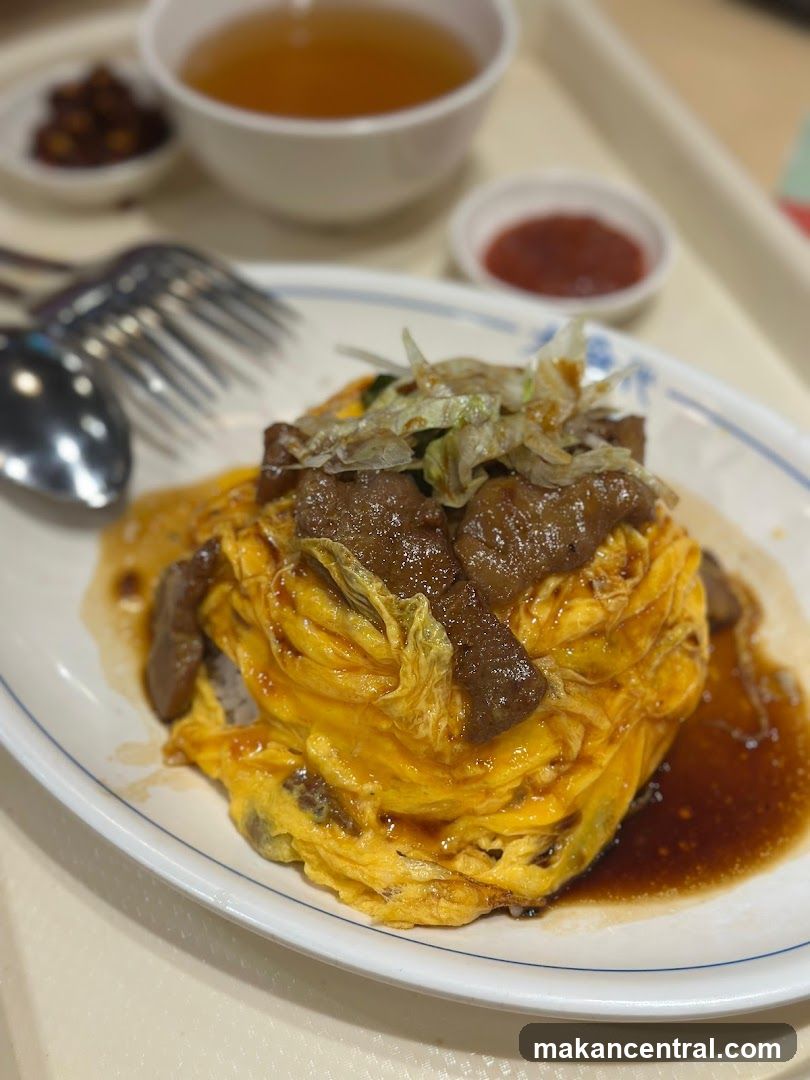 Omelette Rice with Beef