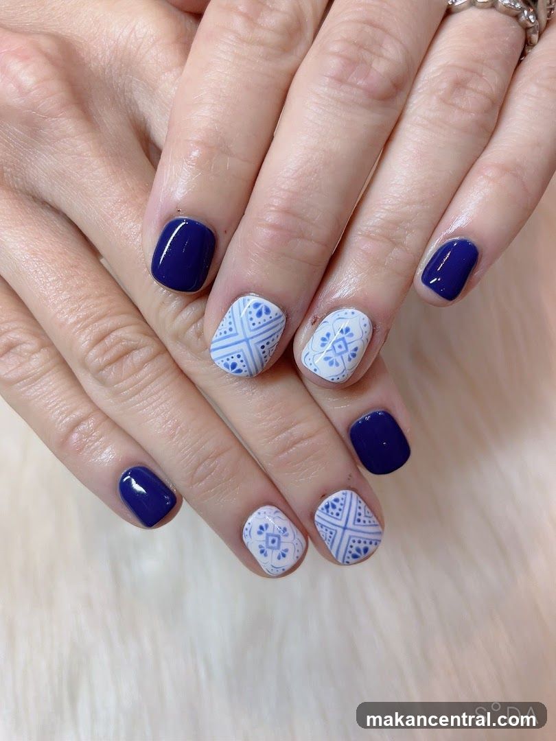 Painted Nail Bar