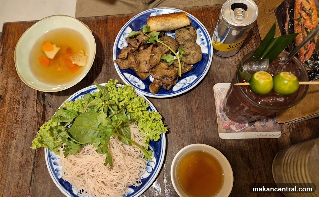 Co Chung Vietnamese Restaurant Plaza Singapura