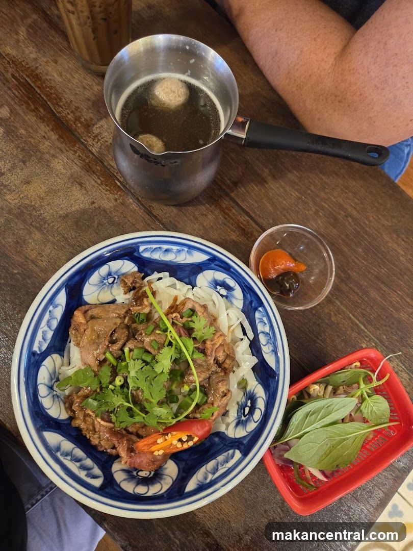 Beef noodle soup with meatballs