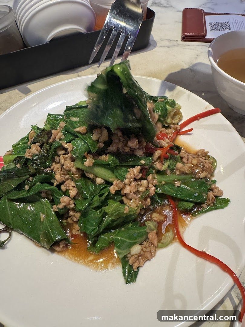 Stir-fried Greens with Minced Meat