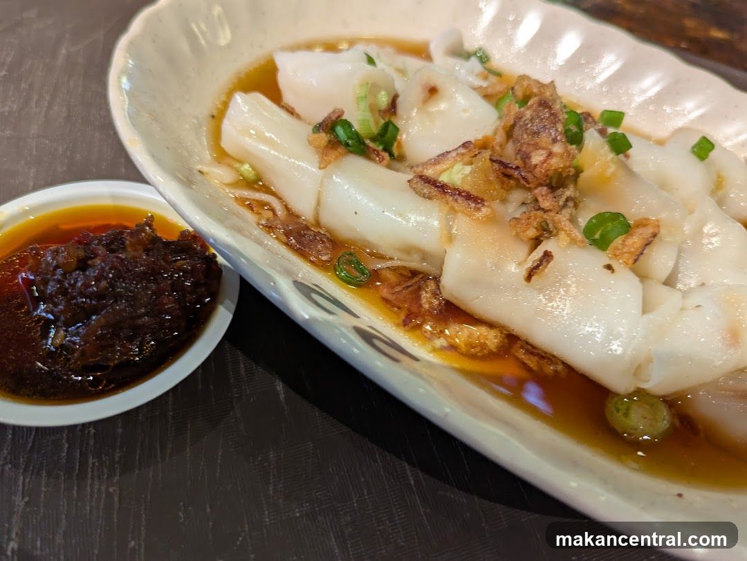 Steamed Rice Rolls with Chili Sauce