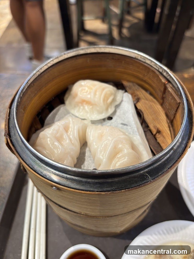 Steamed Dumplings in Bamboo Steamer