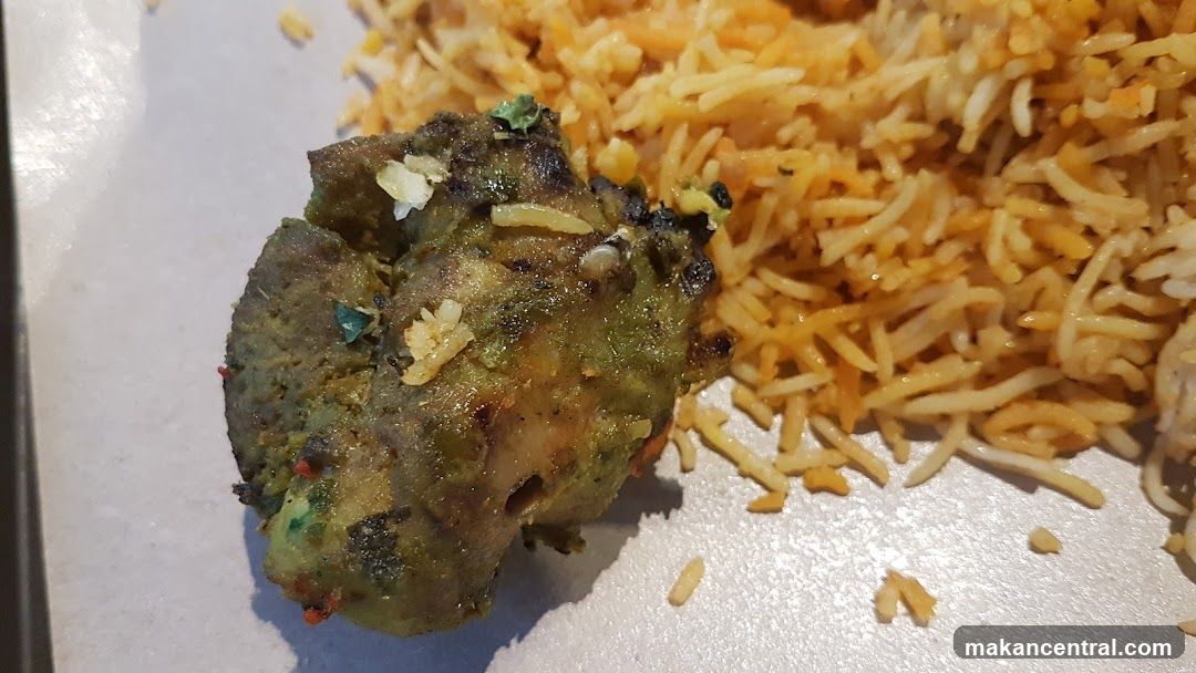 Green Marinated Chicken with Rice