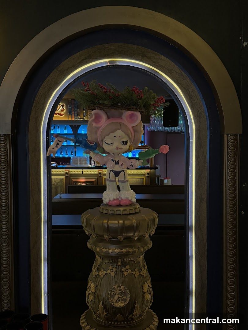 Decorative Figurine in Archway