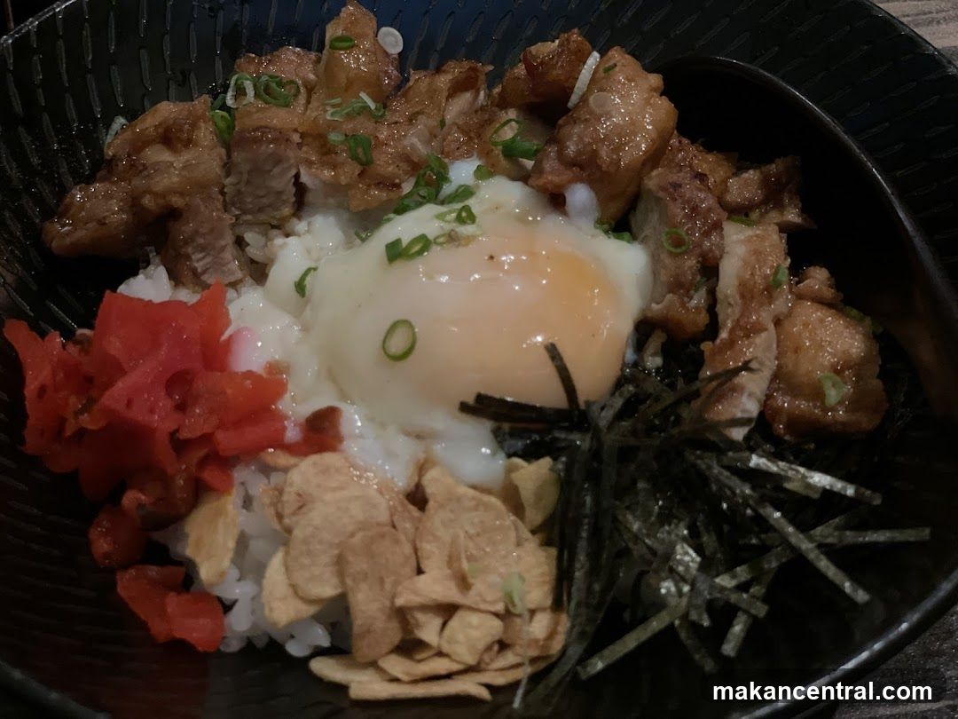 Donburi with Egg and Toppings