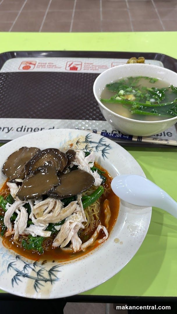 Noodles with Chicken and Mushrooms