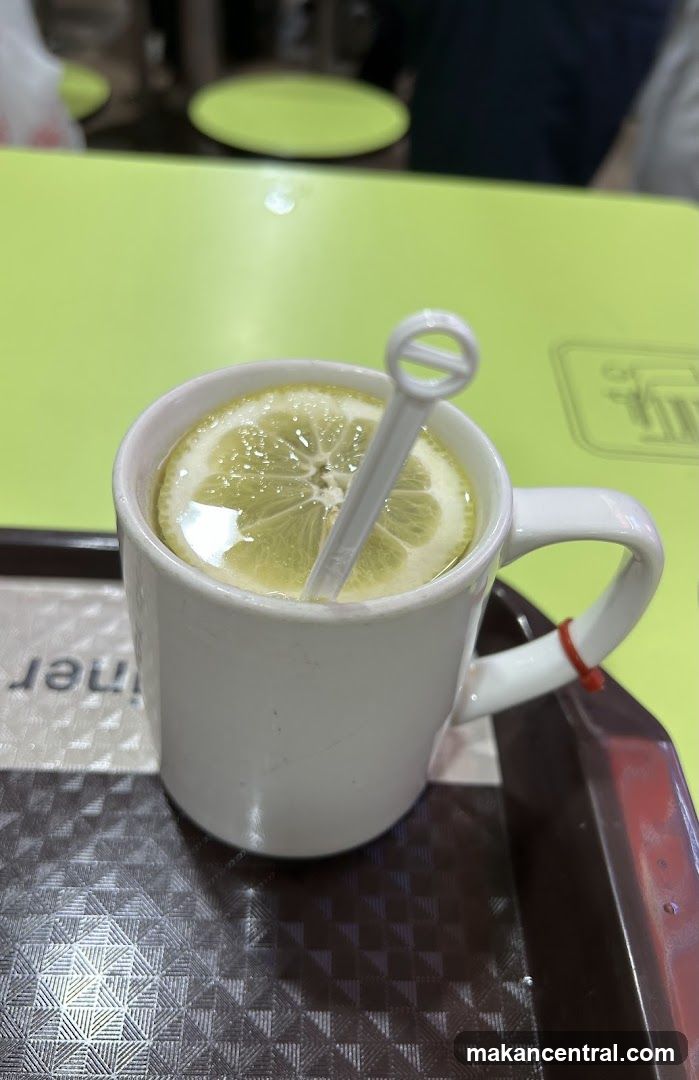 Lemon Slice in Mug