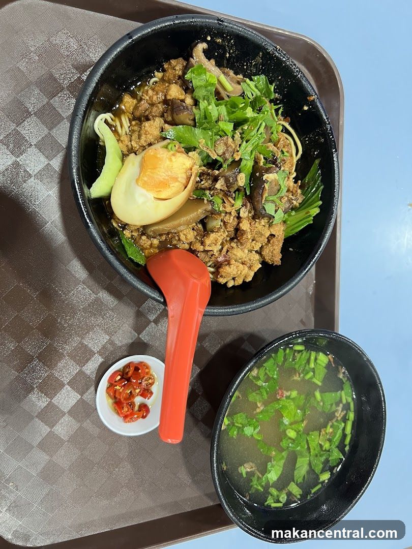 Noodles with Egg and Soup