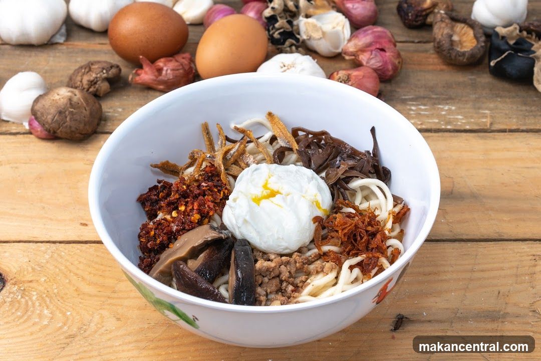 Noodle Bowl with Toppings