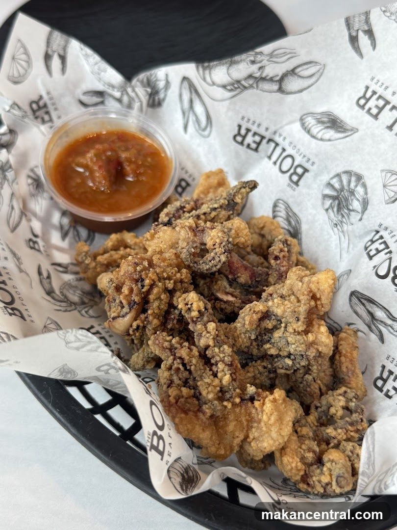 Fried Calamari with Sauce