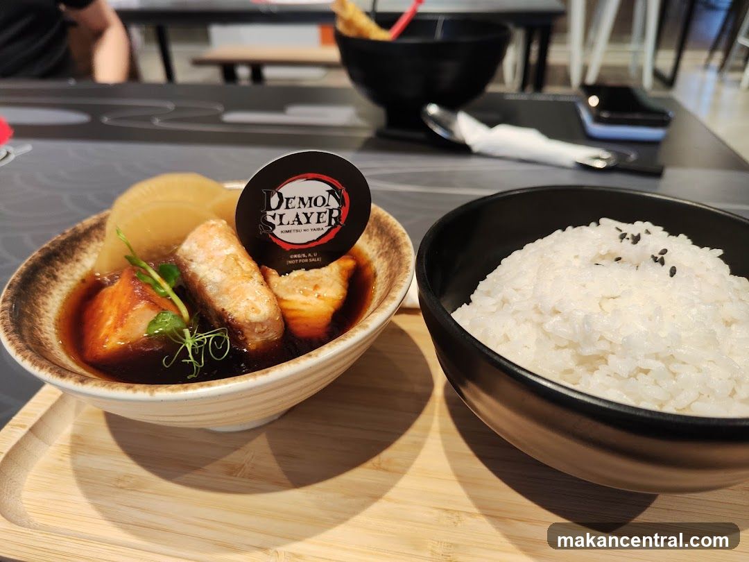 Salmon and Daikon Stew with Rice