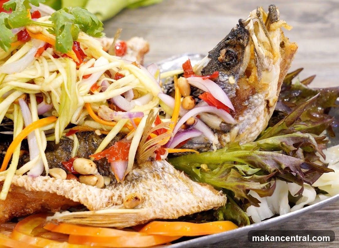 Fried Fish with Mango Salad
