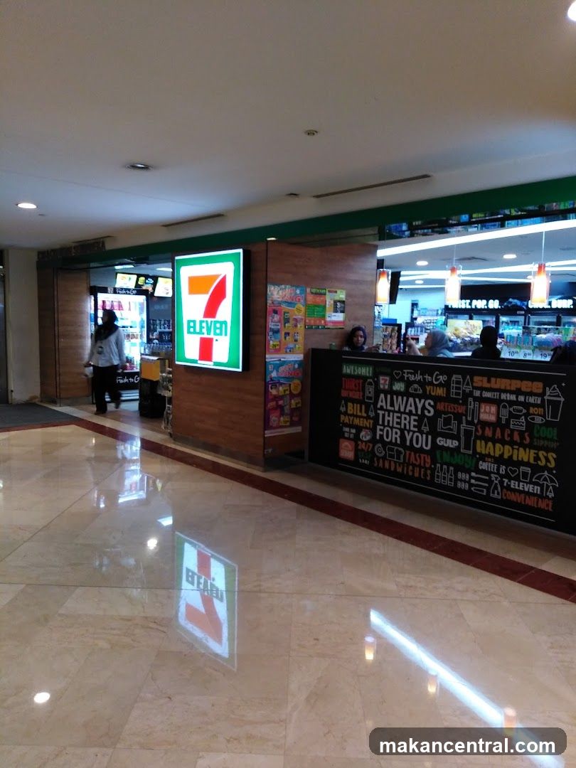 7-Eleven Storefront