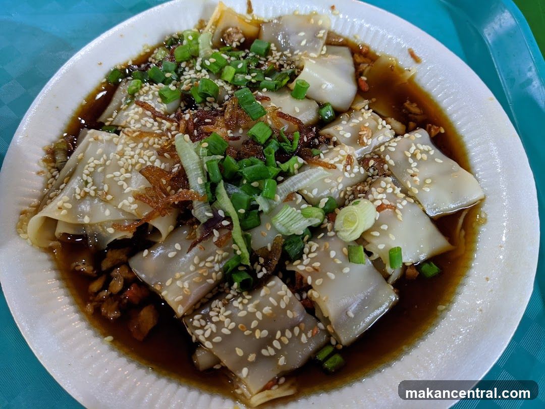 Cheung Fun with Sauce