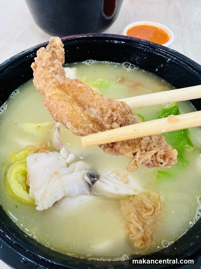 Fish Soup with Fried Chicken Wing