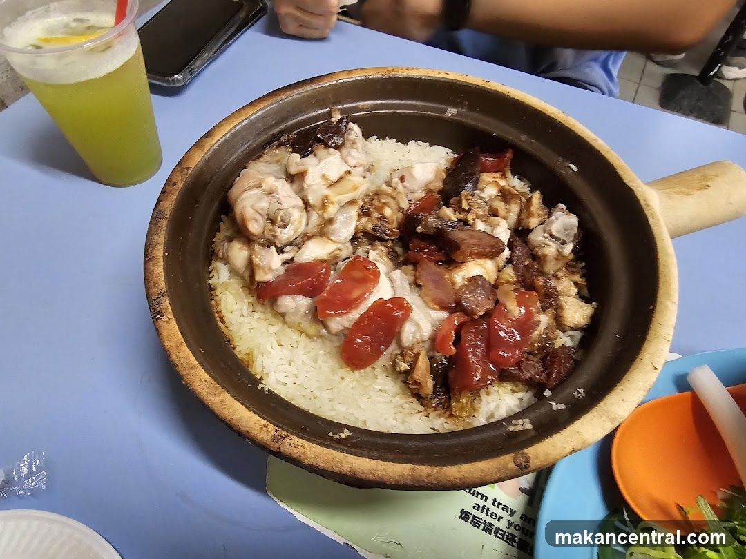 Claypot Rice with Chicken and Sausage
