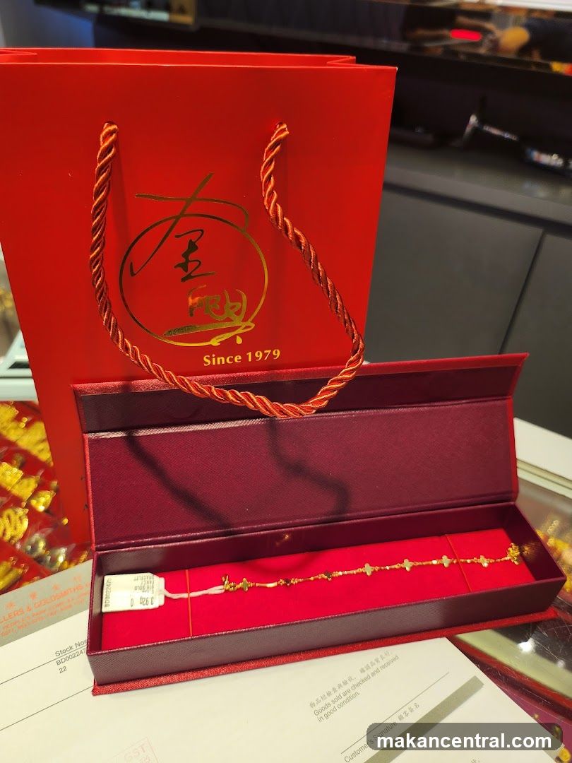 Gold Bracelet in Gift Box