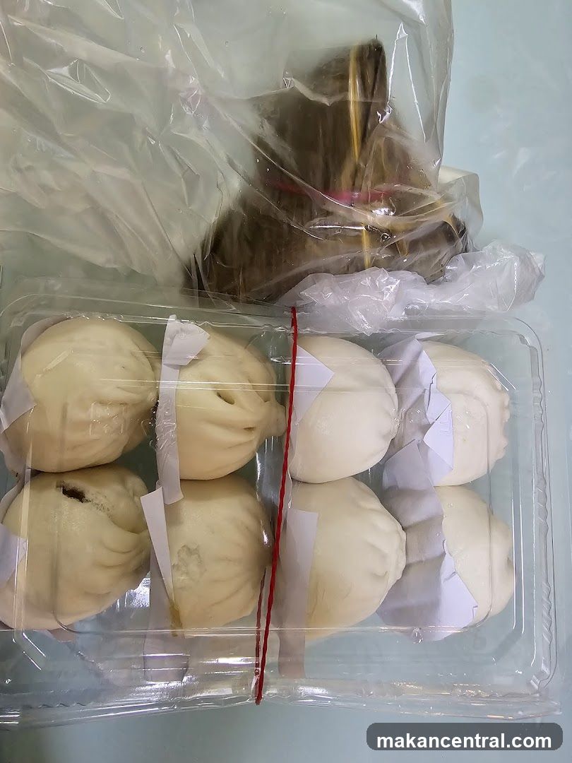 Steamed Buns and Zongzi