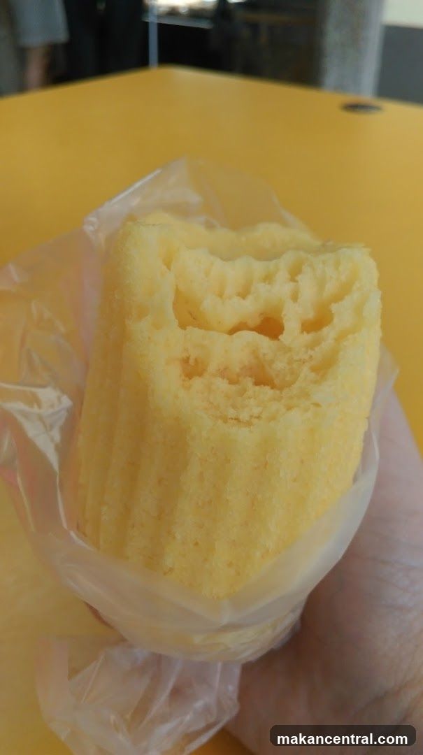 Yellow Cake Roll